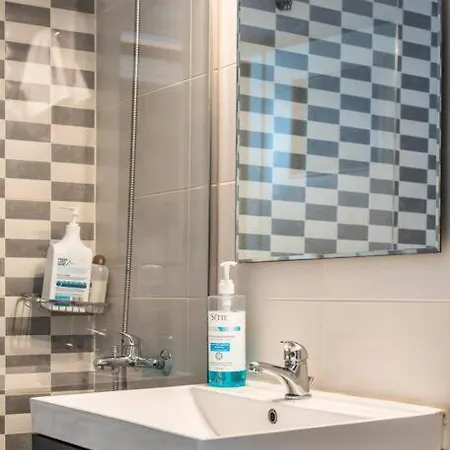 Apartment Haven: 1-br, *